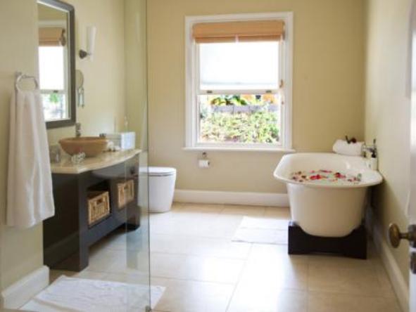 Auberge Hollandaise Guest House - bathroom